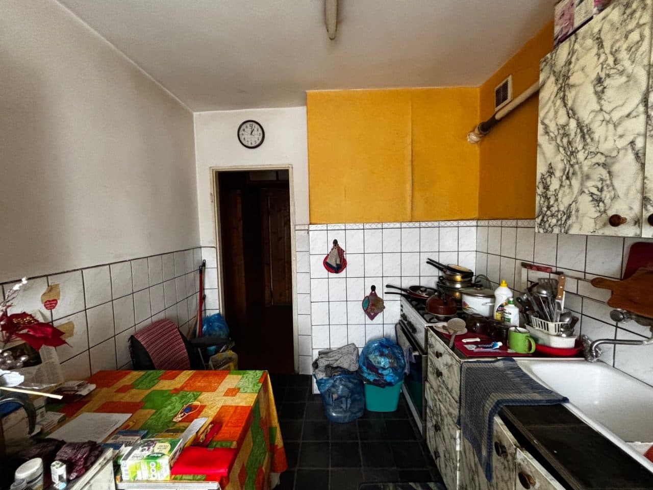 Spółdzielcze własnościowe prawo do lokalu mieszkalnego w Jabłonowie Pomorskim - 2 pokoje, kuchnia, łazienka, wc, przedpokój o pow. 42,50 m2 + piwnica 4,57 m2 – zdjęcie 12 z 14