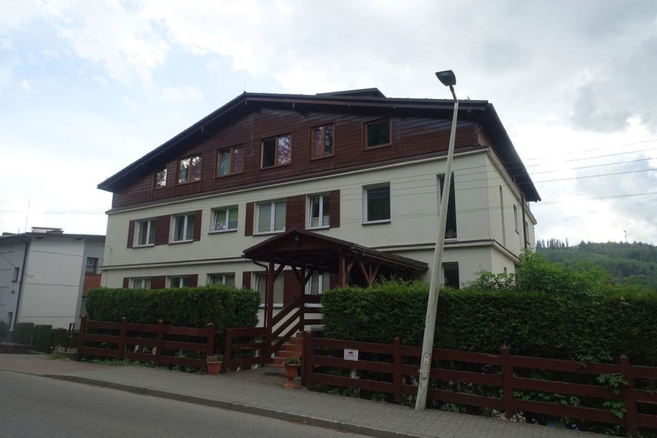 lokal mieszkalny nr 15 o pow. 34,93 m2 stanowiący odrębną nieruchomość wraz z udziałem w nieruchomości wspólnej obj. KW nr BB1C/00007399/0