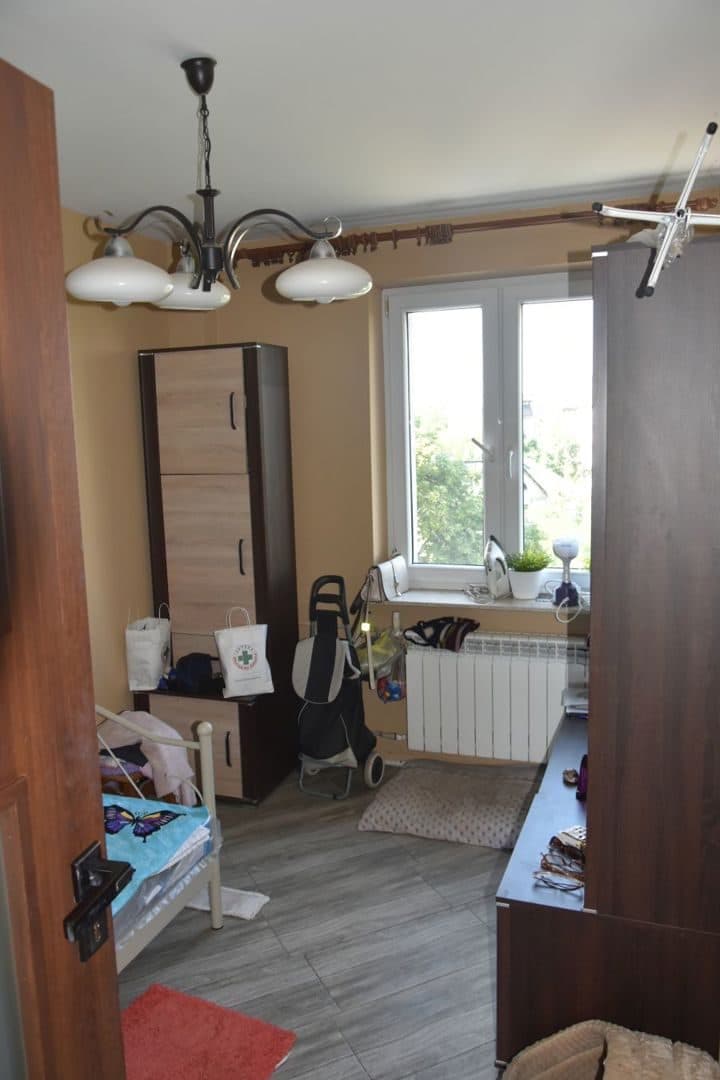 Udział 1/2 części nieruchomości stanowiącej lokal mieszkalny – zdjęcie 4 z 6