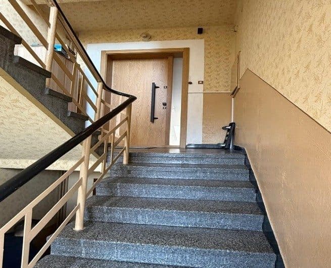 udział nr 5 w 1/2 części prawa własności lokalu stanowiącego odrębną nieruchomość – zdjęcie 4 z 14