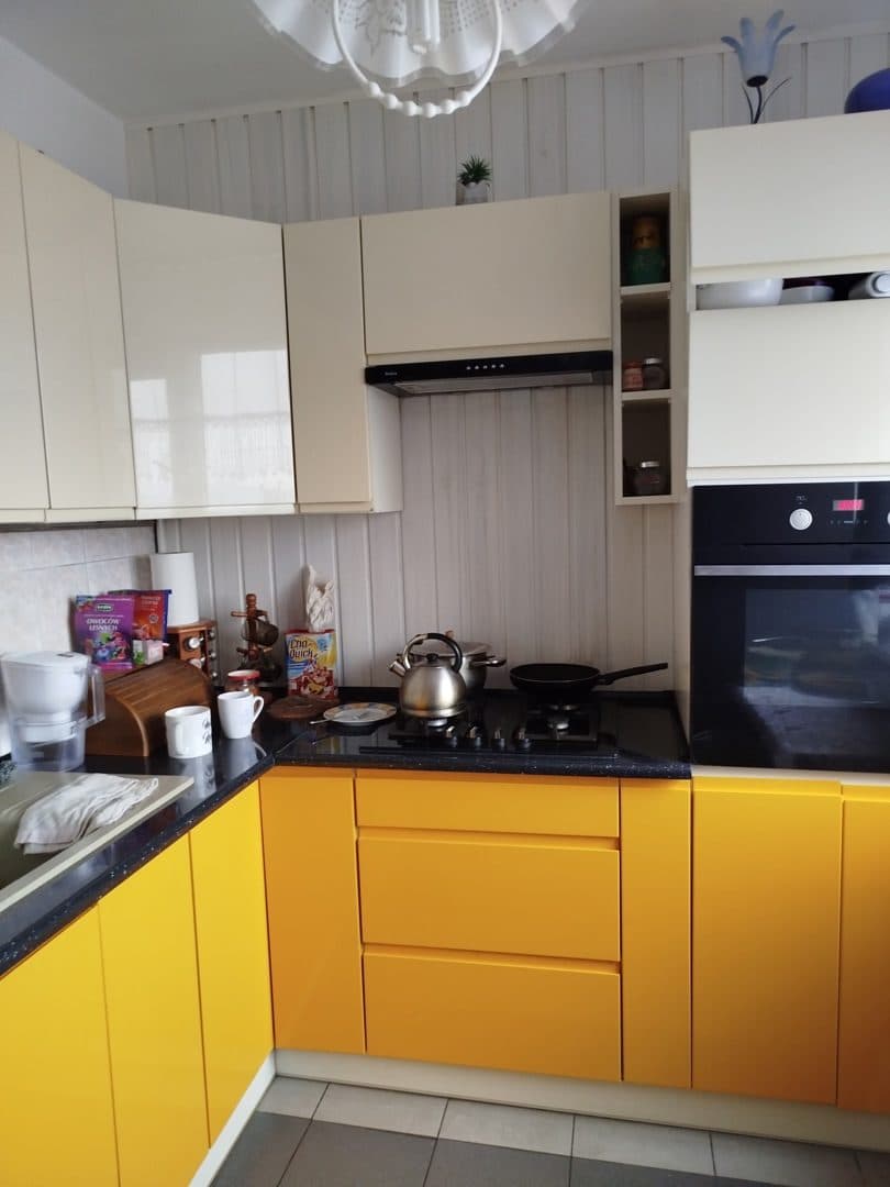 udział dłużnika w wysokości 1/4 w nieruchomości zapisanej w KW KA1Y/00056288/2 opisanej jako LOKAL STANOWIĄCY ODRĘBNĄ NIERUCHOMOŚĆ. Położenie 41-907 BYTOM, GODULSKA, 11 /30. – zdjęcie 11 z 19