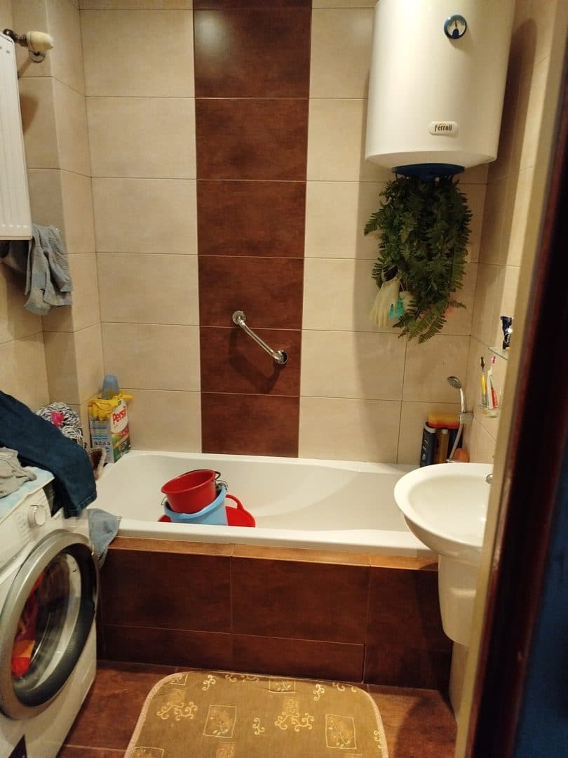 udział dłużnika w wysokości 1/4 w nieruchomości zapisanej w KW KA1Y/00056288/2 opisanej jako LOKAL STANOWIĄCY ODRĘBNĄ NIERUCHOMOŚĆ. Położenie 41-907 BYTOM, GODULSKA, 11 /30. – zdjęcie 13 z 19