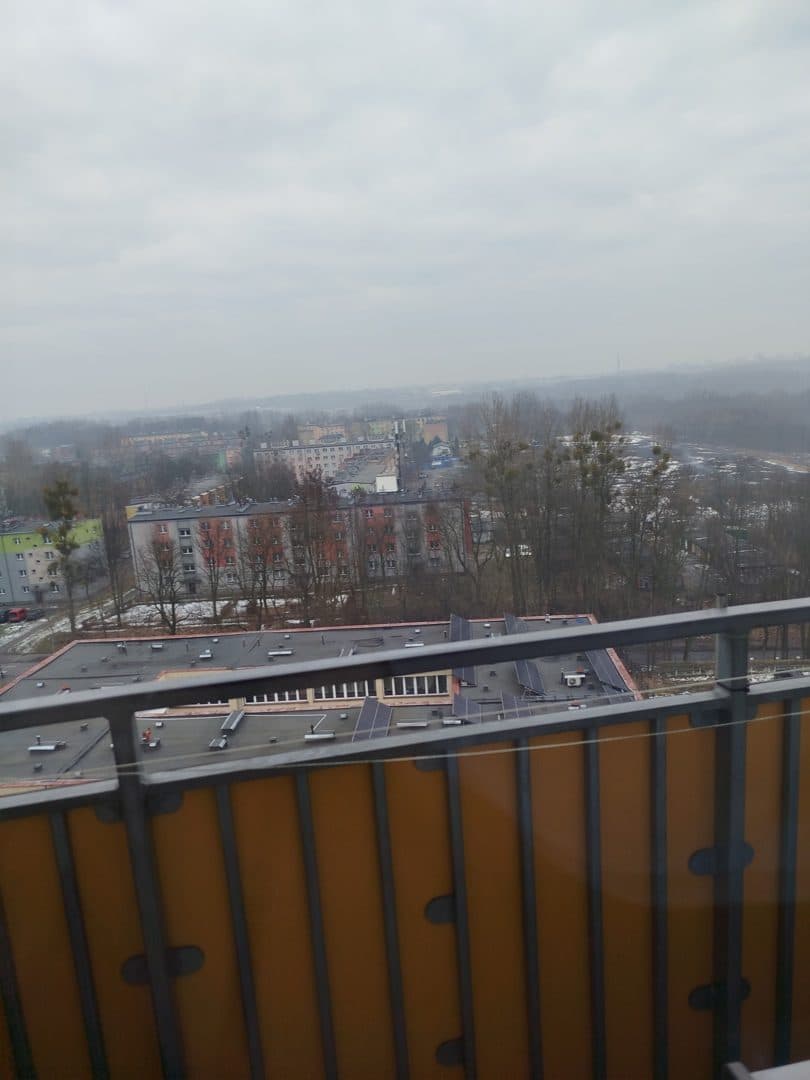 udział dłużnika w wysokości 1/4 w nieruchomości zapisanej w KW KA1Y/00056288/2 opisanej jako LOKAL STANOWIĄCY ODRĘBNĄ NIERUCHOMOŚĆ. Położenie 41-907 BYTOM, GODULSKA, 11 /30. – zdjęcie 17 z 19