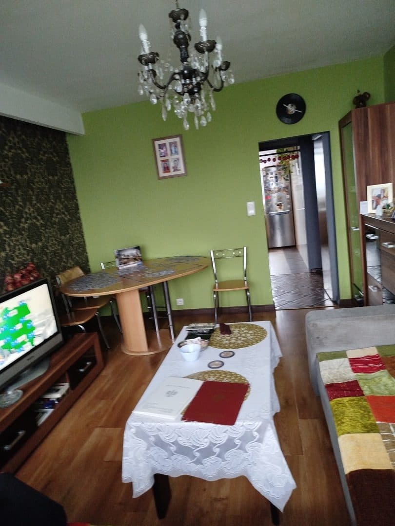 udział dłużnika w wysokości 1/4 w nieruchomości zapisanej w KW KA1Y/00056288/2 opisanej jako LOKAL STANOWIĄCY ODRĘBNĄ NIERUCHOMOŚĆ. Położenie 41-907 BYTOM, GODULSKA, 11 /30. – zdjęcie 18 z 19