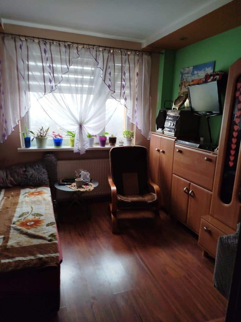 udział dłużnika w wysokości 1/4 w nieruchomości zapisanej w KW KA1Y/00056288/2 opisanej jako LOKAL STANOWIĄCY ODRĘBNĄ NIERUCHOMOŚĆ. Położenie 41-907 BYTOM, GODULSKA, 11 /30. – zdjęcie 8 z 19