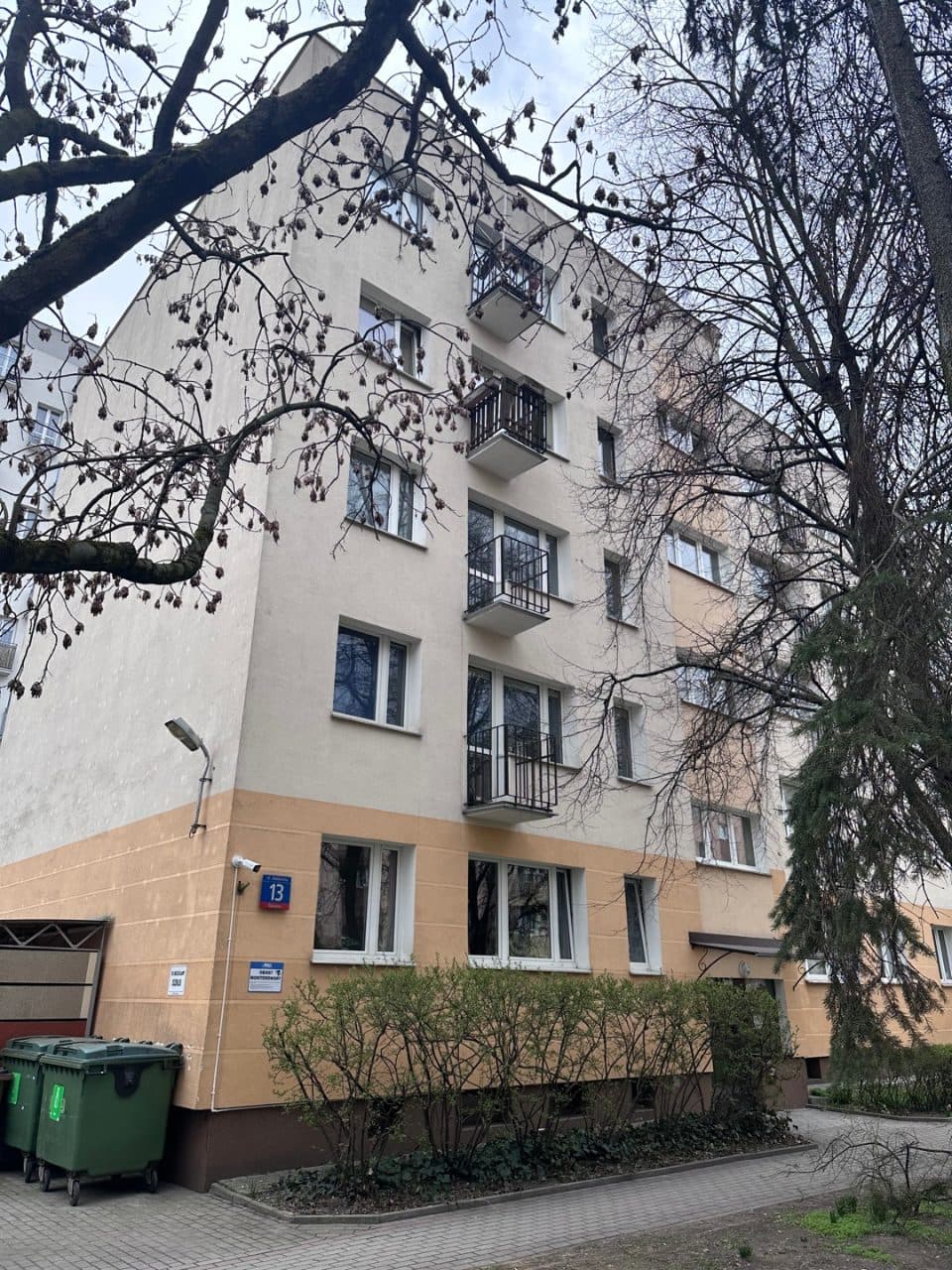 Spółdzielcze własnościowe prawo do lokalu mieszkalnego nr 16 przy ul. Mołdawskiej 13 w Warszawie