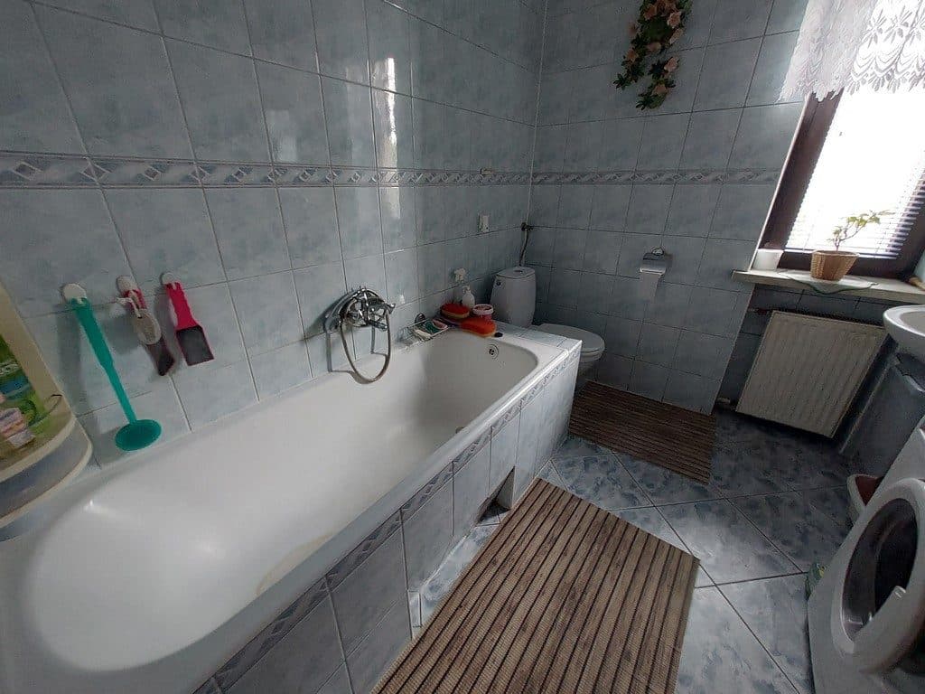 Dom o pow. 130,18 m2 wraz z budynkiem gospodarczym na działce o pow. 1005 m2 - Czechowice-Dziedzice – zdjęcie 16 z 22