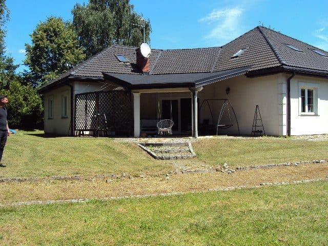 położonej w Bielsku-Białej przy ulicy Czeladniczej 11A oraz przy ulicy Królewskiej (działki nr 198/39, 198/40, 198/41, 198/42, 198/43), obj. KW BB1B/00109956/7 i KW BB1B/00095070/0