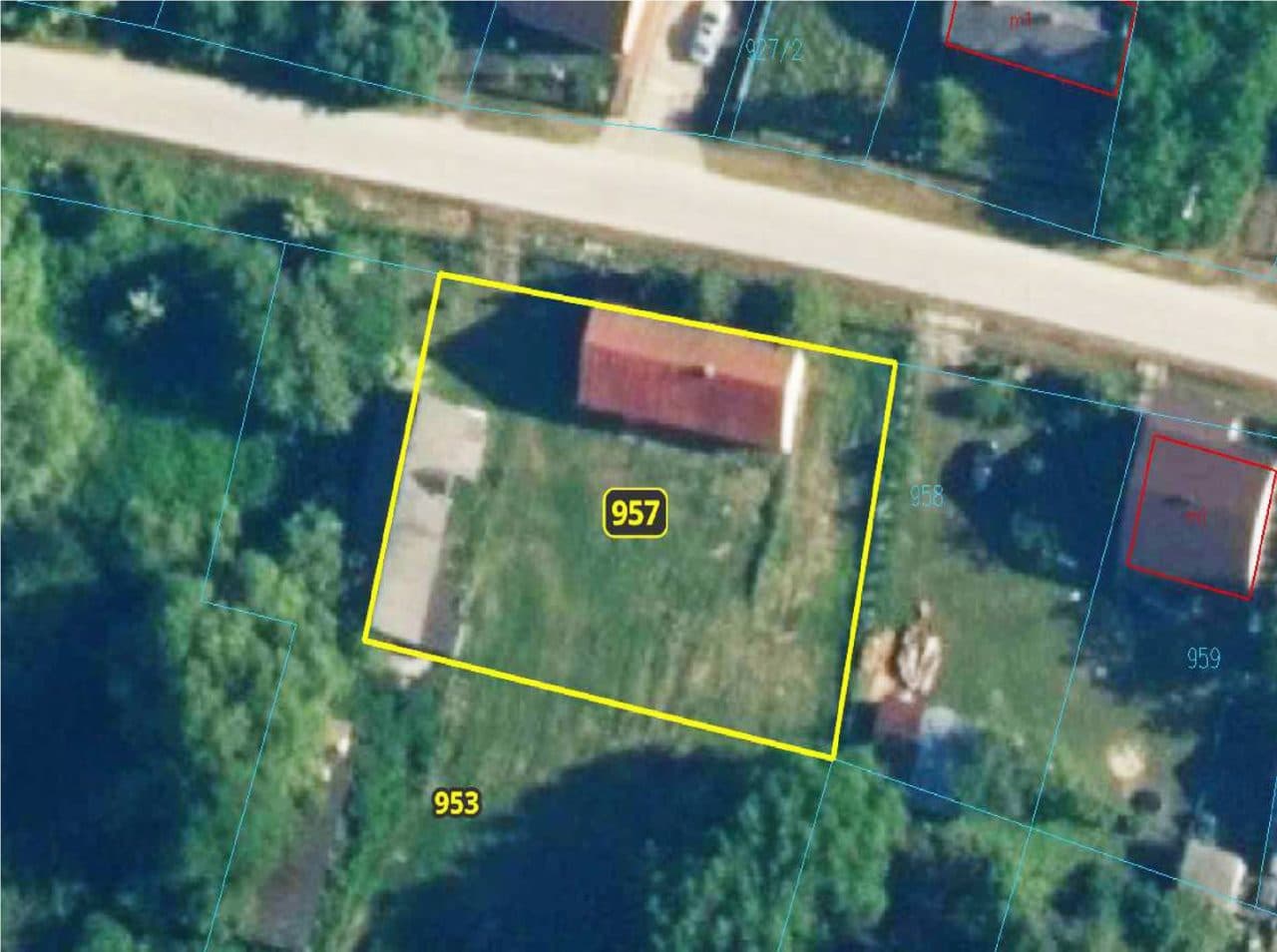 Działka nr 957 o pow.0,1 ha