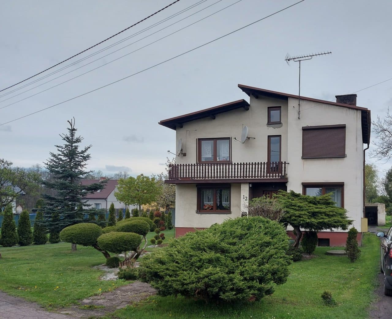 Nieruchomość zabudowana budynkiem mieszkalnym położona w Gołkowicach przy ul. Podlaskiej 12 nr KW GL1W/00020617/5