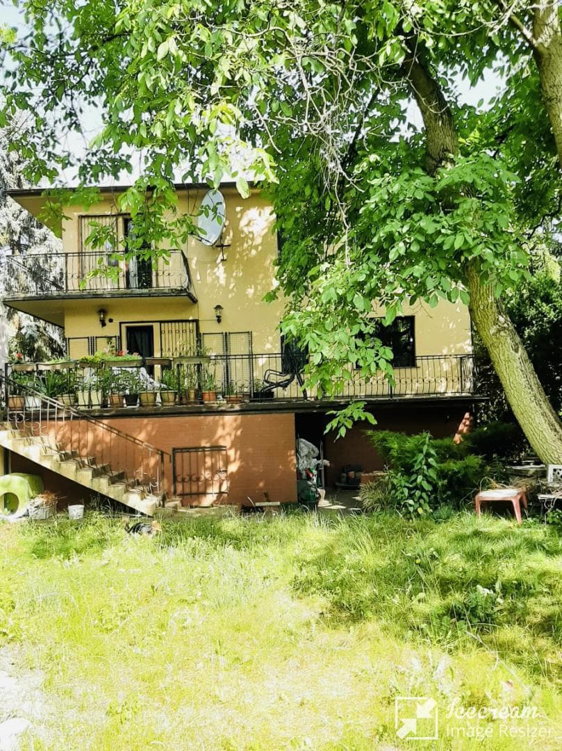 Dom wolnostojący o pow. użytkowej 260 m2 z garażem i budynkiem gospodarczym przy ul. Roślinnej 28A w Łodzi – zdjęcie 18 z 23