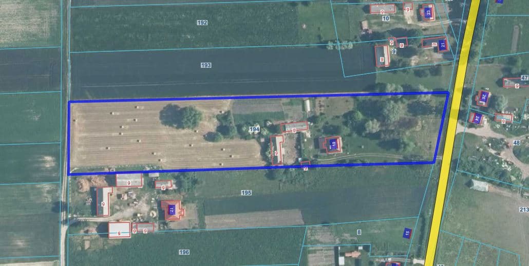 Prawo własności do nieruchomości gruntowej zabudowanej - 1,53 ha - Roztoka gm. Żmudź