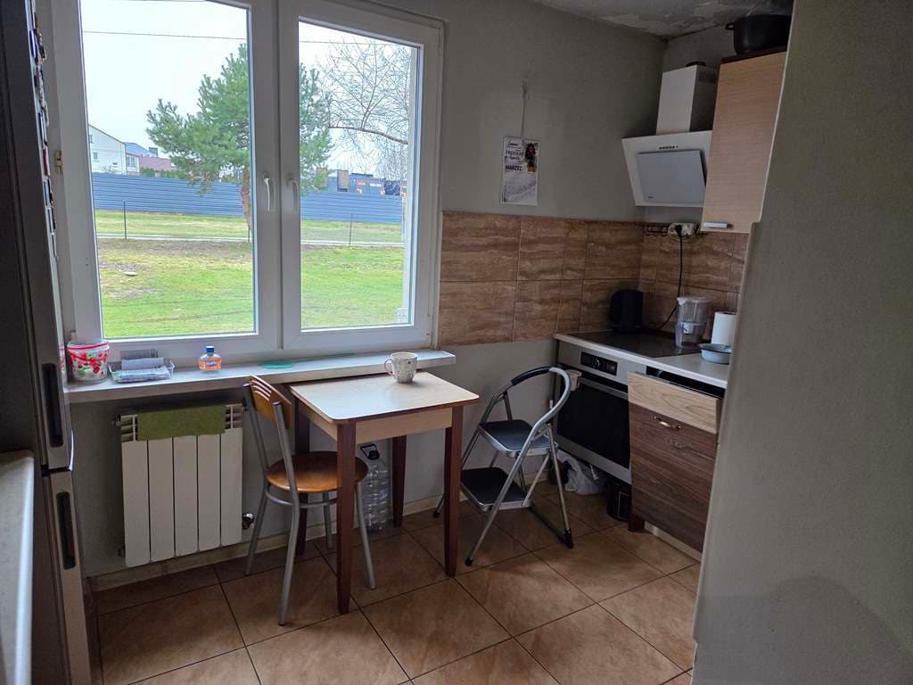Dom parterowy w miejscowości Zarzecze – zdjęcie 2 z 28