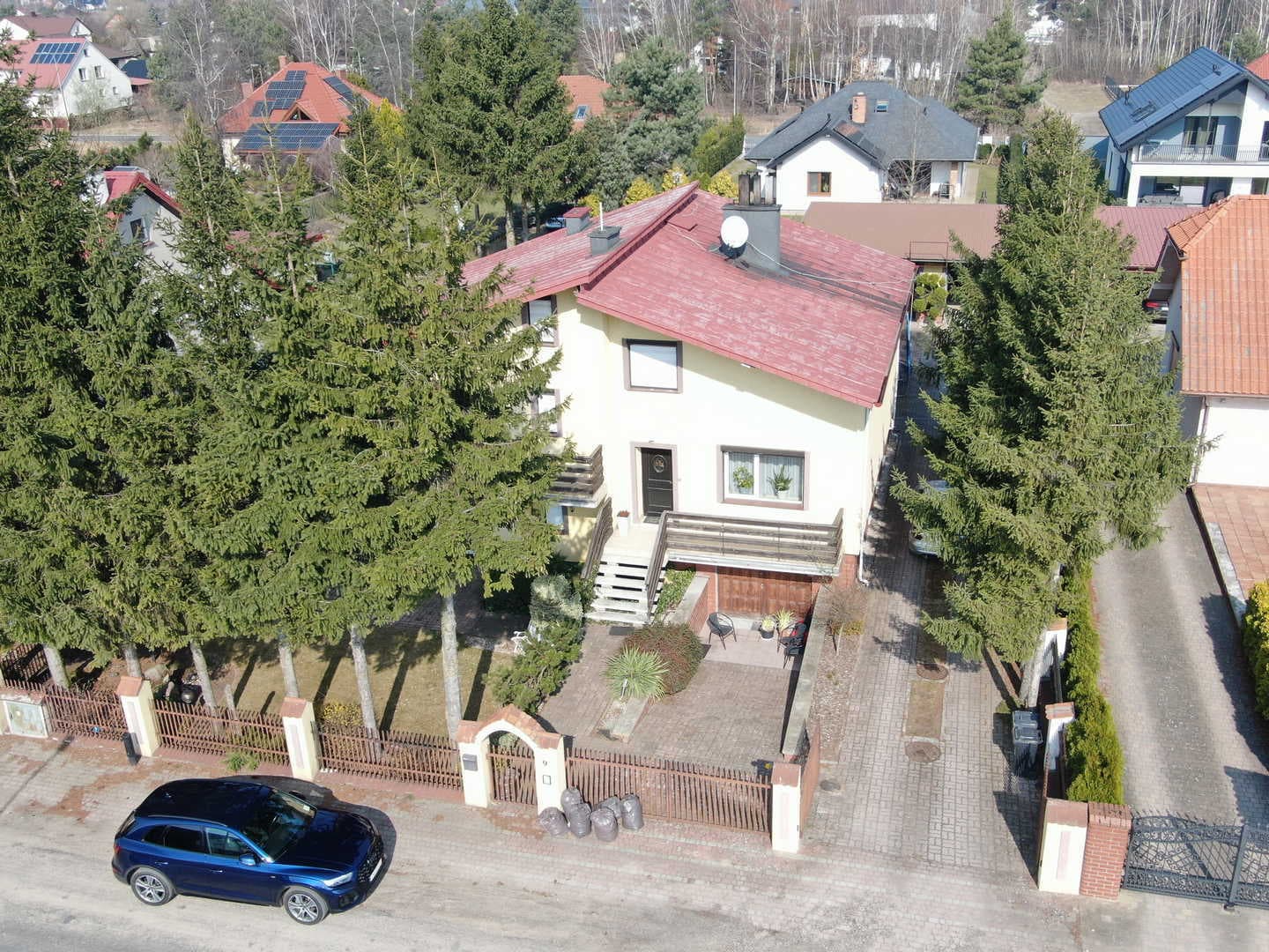 Udział 1/2 Dom jednorodzinny – zdjęcie 2 z 28