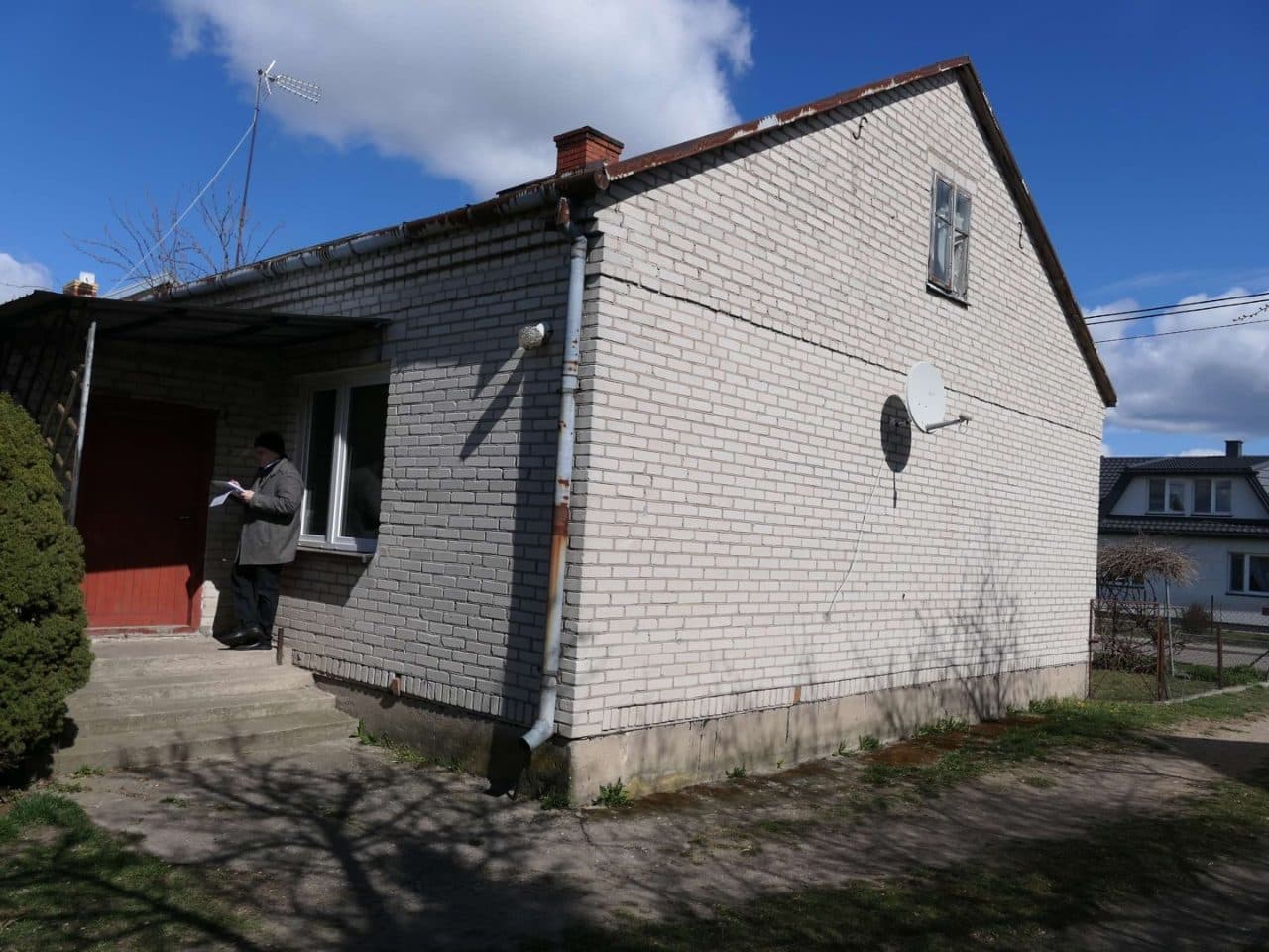 Nieruchomość gruntowa zabudowana – zdjęcie 2 z 15