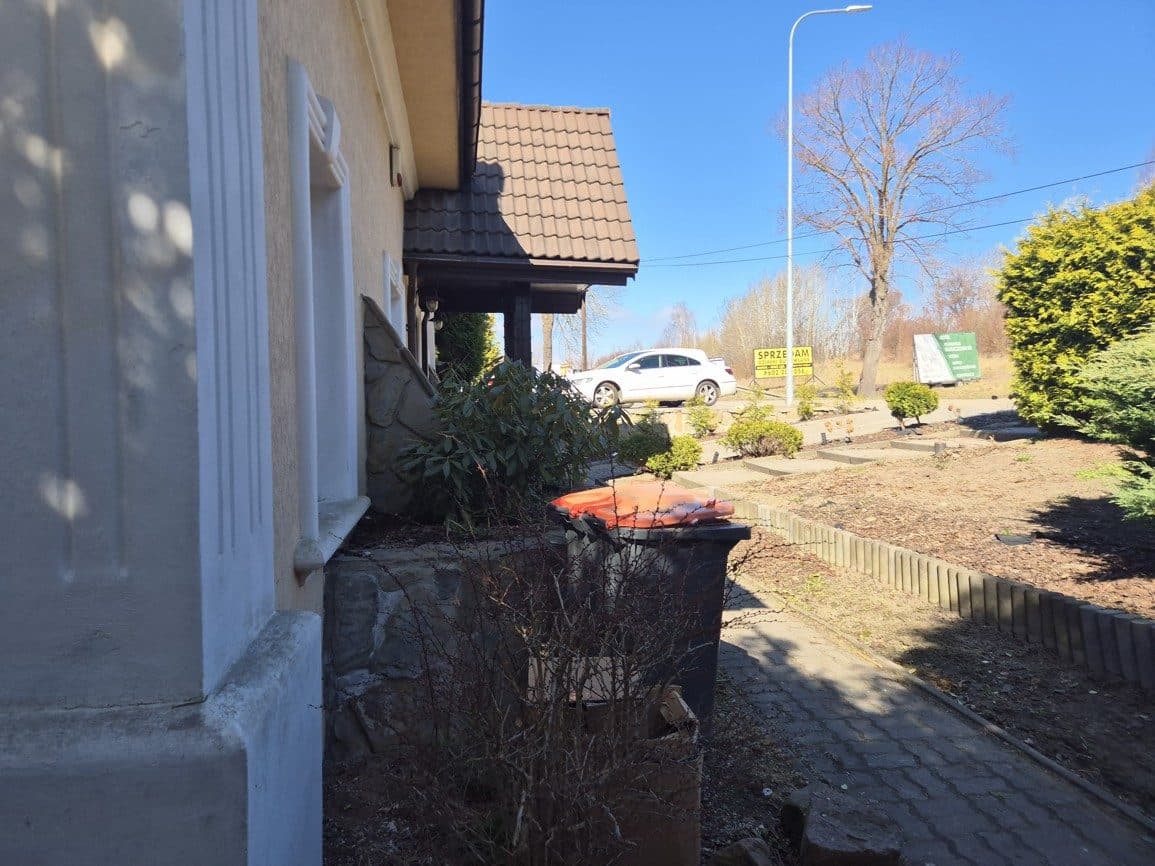 Dom z warsztatem i ogrodem w Lęborku – zdjęcie 83 z 113