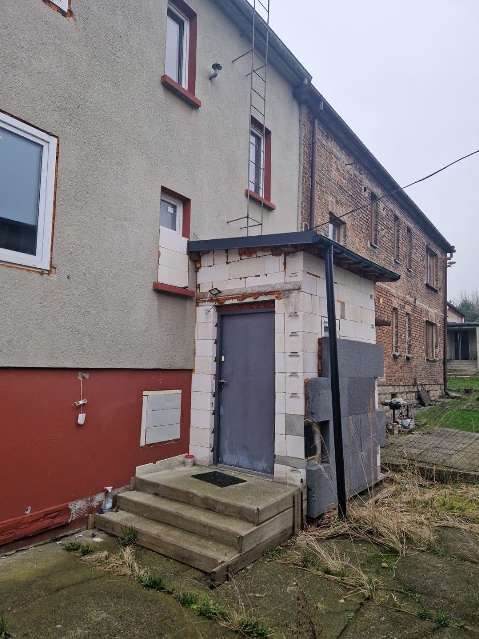 Nieruchomość zabudowana budynkiem mieszkalnym – zdjęcie 4 z 6