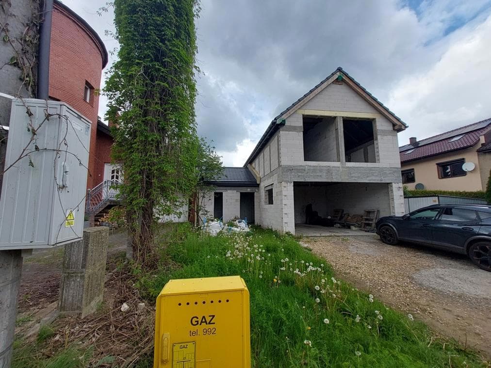 Dom w stanie surowym otwartym - Kobielice k/ Pszczyny – zdjęcie 2 z 10