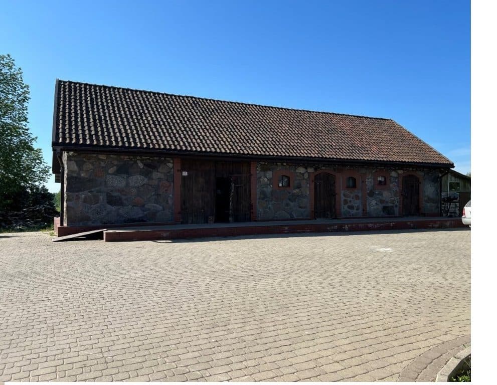 nieruchomość gruntowa zabudowana – zdjęcie 2 z 9