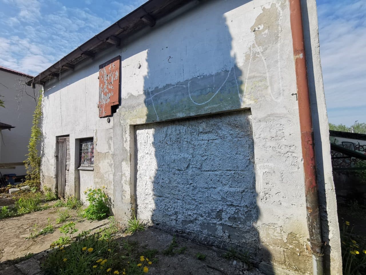 1/2 udziału - dom oraz garaż. Możliwość kupna drugiej części nieruchomości. Suwałki. Centrum. – zdjęcie 14 z 15