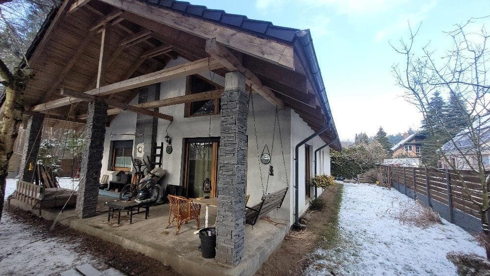 Dom jednorodzinny przy lesie, z garażem, na działce 570m2 – zdjęcie 11 z 12