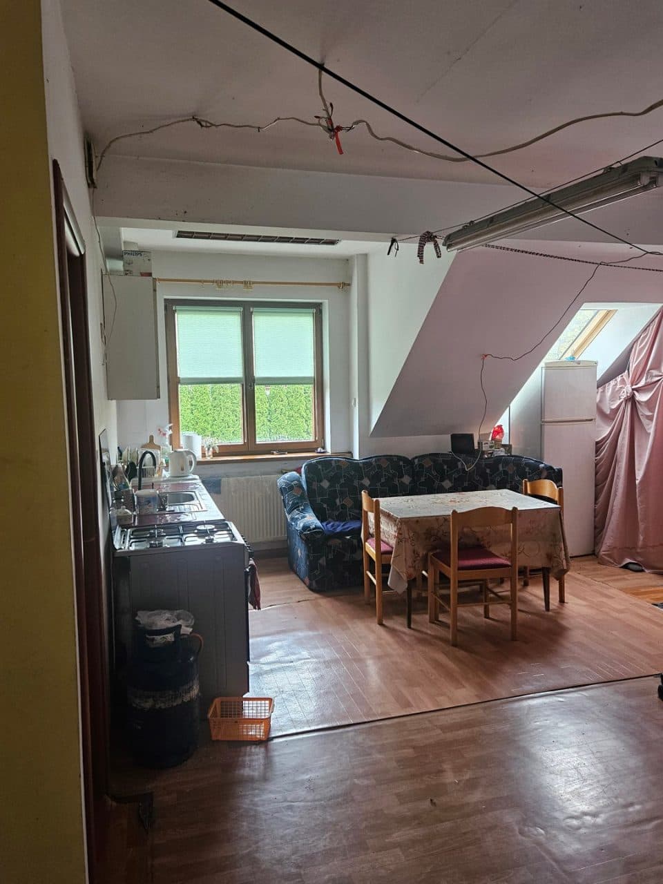 zabudowana nieruchomość położona w miejscowości: Domaniewice ul. Sosnowa nr 4, gmina Domaniewice, działka nr 1714 o pow. 0,0978 ha, zapisana w Księdze Wieczystej Wydziału Ksiąg Wieczystych Sądu Rejonowego Łowiczu pod nr LD1O/00017481/3 – zdjęcie 29 z 40