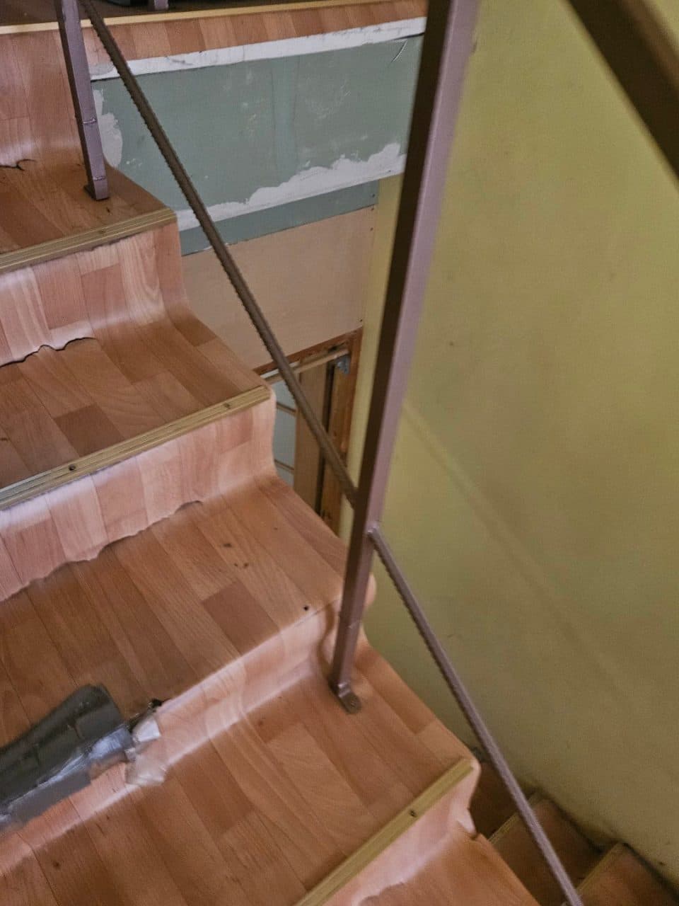 zabudowana nieruchomość położona w miejscowości: Domaniewice ul. Sosnowa nr 4, gmina Domaniewice, działka nr 1714 o pow. 0,0978 ha, zapisana w Księdze Wieczystej Wydziału Ksiąg Wieczystych Sądu Rejonowego Łowiczu pod nr LD1O/00017481/3 – zdjęcie 32 z 40