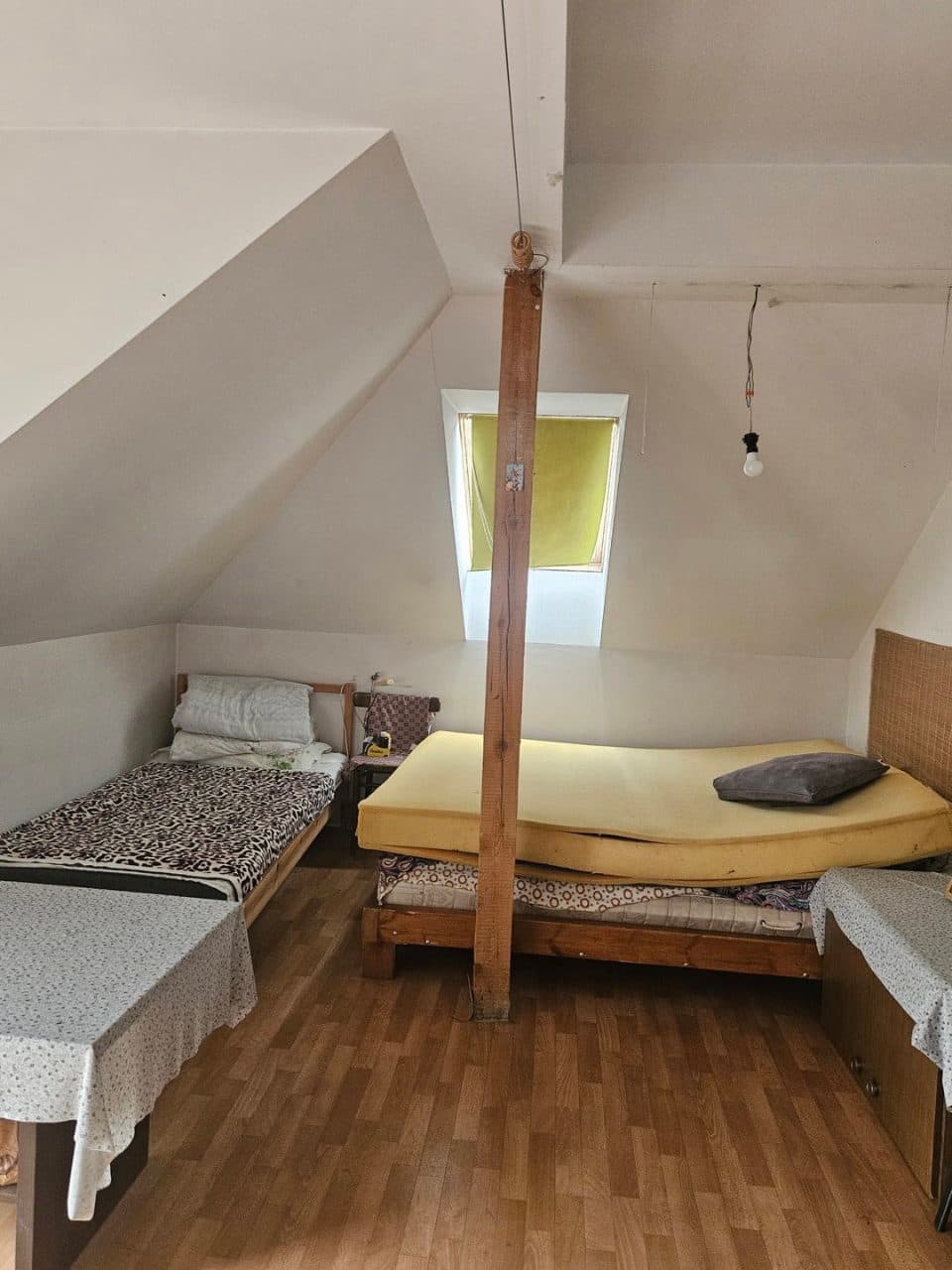 zabudowana nieruchomość położona w miejscowości: Domaniewice ul. Sosnowa nr 4, gmina Domaniewice, działka nr 1714 o pow. 0,0978 ha, zapisana w Księdze Wieczystej Wydziału Ksiąg Wieczystych Sądu Rejonowego Łowiczu pod nr LD1O/00017481/3 – zdjęcie 38 z 40