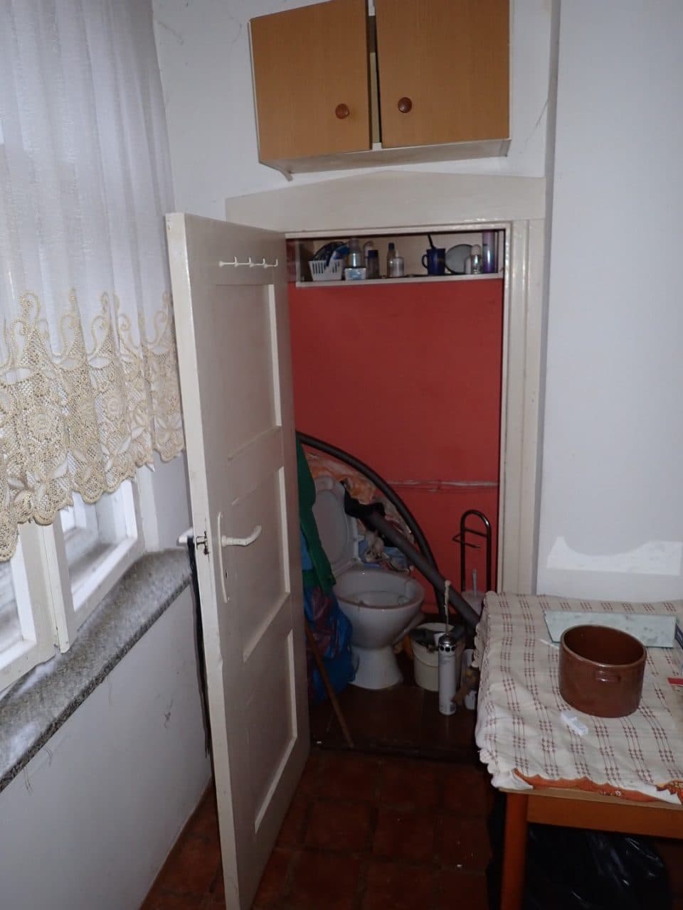 lokal stanowiący odrębną nieruchomość – zdjęcie 2 z 6