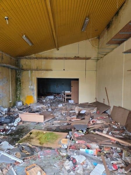 Dwa lokale mieszkalne wraz z udziałem we wspólnej nieruchomości gruntowej położonej w Rybniku przy ul. Gliwickiej 210-212 – zdjęcie 15 z 34