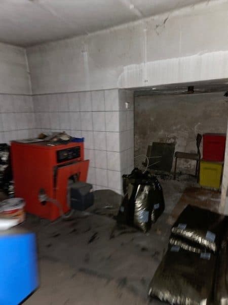 Dwa lokale mieszkalne wraz z udziałem we wspólnej nieruchomości gruntowej położonej w Rybniku przy ul. Gliwickiej 210-212 – zdjęcie 19 z 34