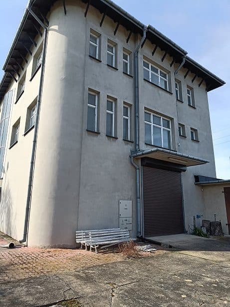 Nieruchomość zabudowana budynkiem produkcyjno-mieszkalnym w Woli Moszczenickiej – zdjęcie 48 z 49