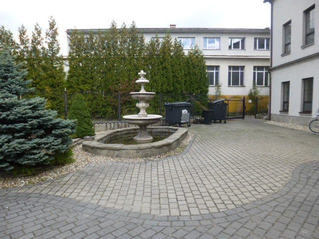 Budynek usługowy - Żywiec – zdjęcie 2 z 46