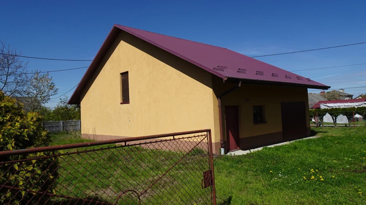 nieruchomość, tj działka nr 1379/2 o pow. 0,1088ha, zabudowana domem mieszkalnym i budynkiem gospodarczym – zdjęcie 2 z 7