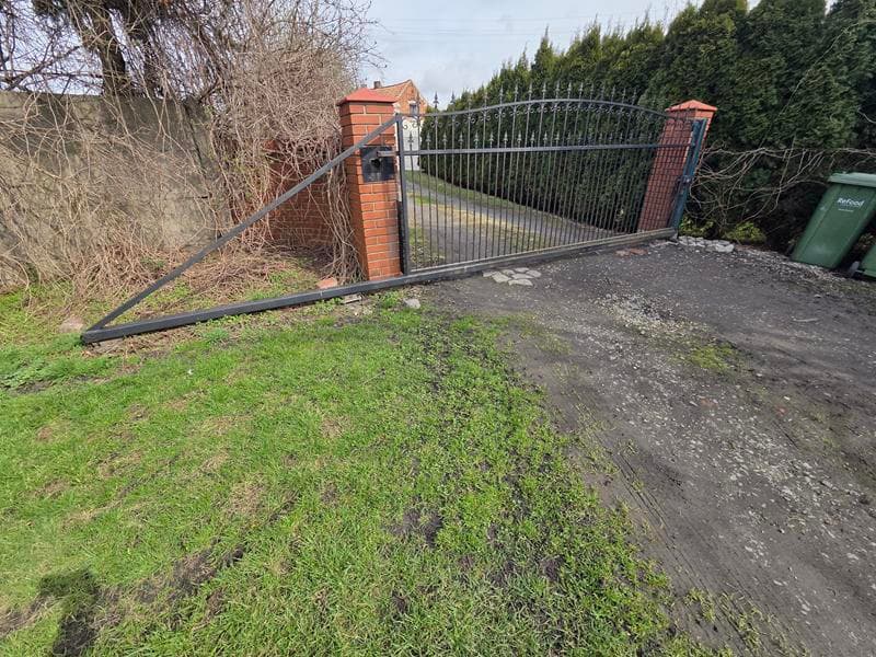 udział w wysokości 1/2 w prawie własności nieruchomości położonej w Borku Wielkopolskim, ul. Zdzieska 10, dla której Sąd Rejonowy w Gostyniu, IV Wydział Ksiąg Wieczystych prowadzi księgę wieczystą nr PO1Y/00021408/3 – zdjęcie 28 z 31