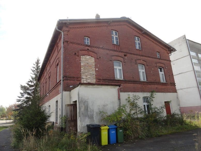 prawo użytkowania wieczystego gruntu i budynku stanowiącego odrębną nieruchomość