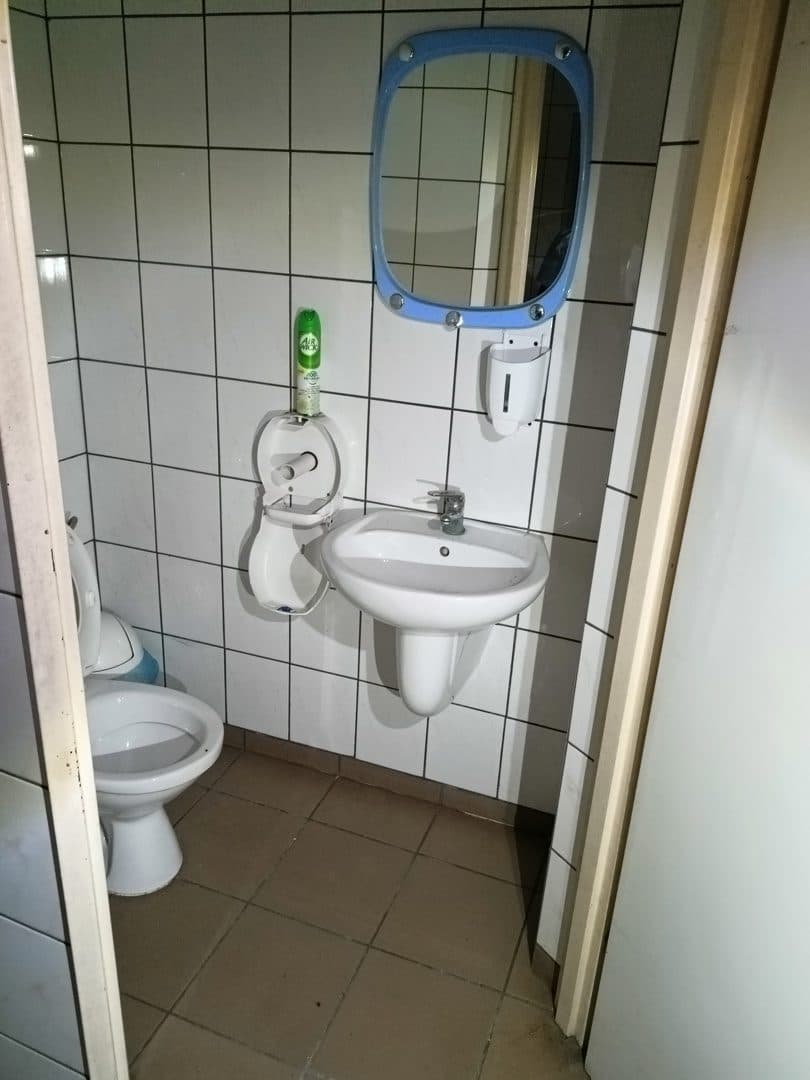 nieruchomość gruntowa zabudowana obiektami rekreacyjno-wypoczynkowymi – zdjęcie 11 z 80