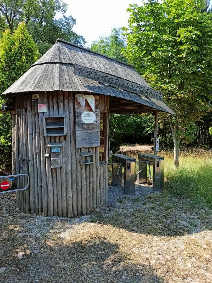 nieruchomość gruntowa zabudowana obiektami rekreacyjno-wypoczynkowymi – zdjęcie 57 z 80