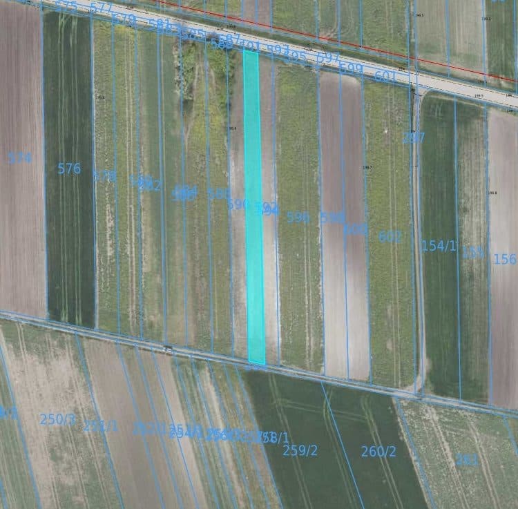 Działka ewidencyjna nr 592 o pow. 0,0698 ha, położona w miejscowości Kumów Plebański gm. Leśniowice