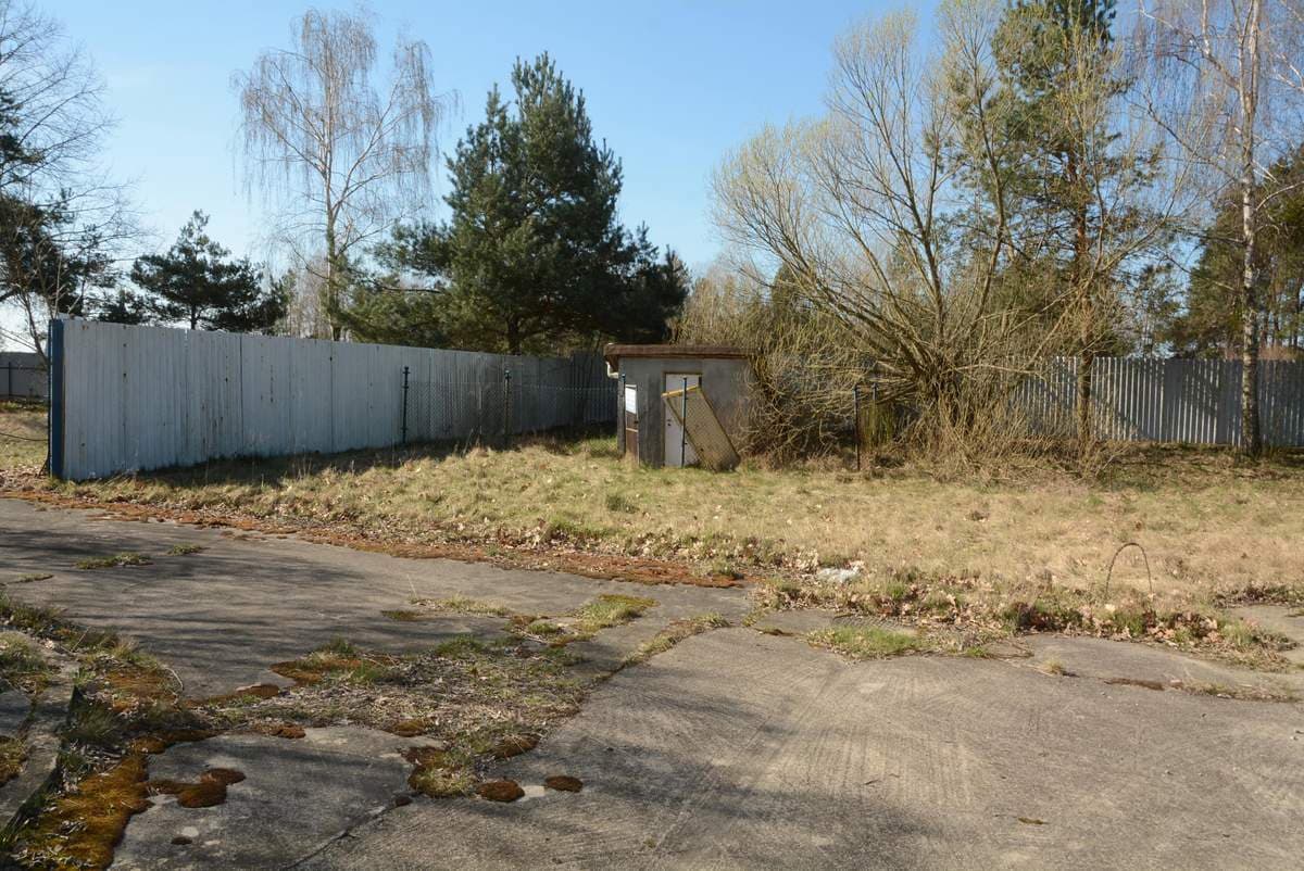Nieruchomość gruntowa - numer ewidencyjny działki: 845/8 o powierzchni 0,8876 ha (zabudowana budynkami niemieszkalnymi lub handlowo - usługowymi) – zdjęcie 14 z 135