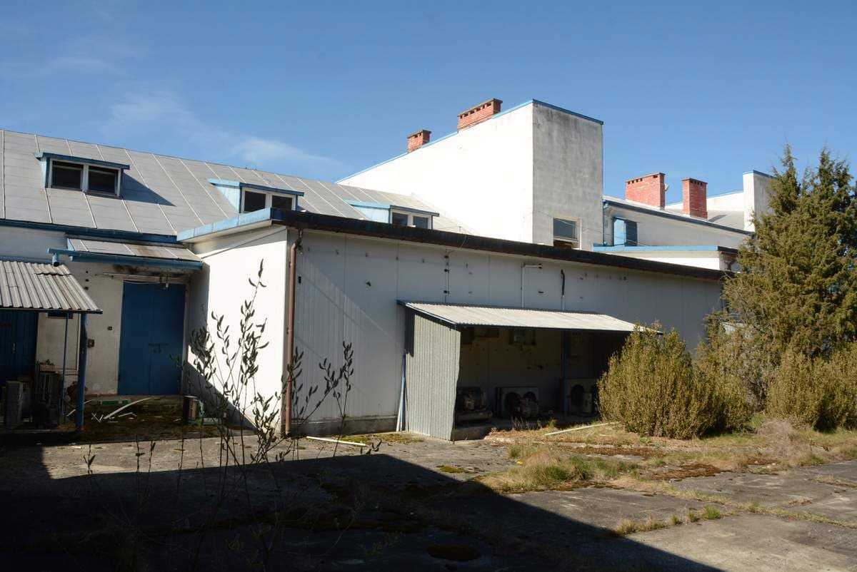 Nieruchomość gruntowa - numer ewidencyjny działki: 845/8 o powierzchni 0,8876 ha (zabudowana budynkami niemieszkalnymi lub handlowo - usługowymi) – zdjęcie 27 z 135