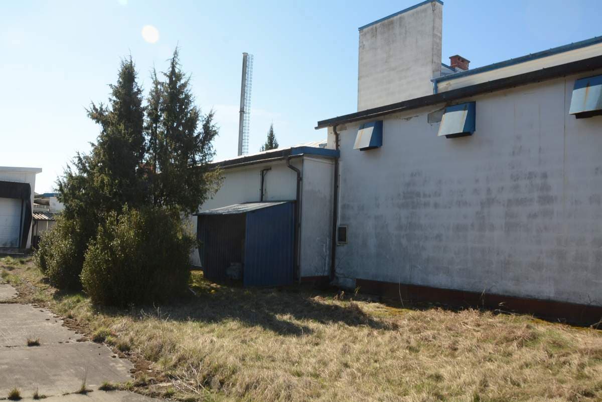 Nieruchomość gruntowa - numer ewidencyjny działki: 845/8 o powierzchni 0,8876 ha (zabudowana budynkami niemieszkalnymi lub handlowo - usługowymi) – zdjęcie 40 z 135