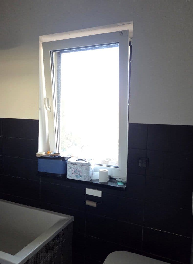 Prawo własności udziału 1/2 w nieruchomości zabudowanej położonej: 62-052 Chomęcie, ul. Jesionowa 5 o nr kw PO2P/00260731/4 – zdjęcie 21 z 60