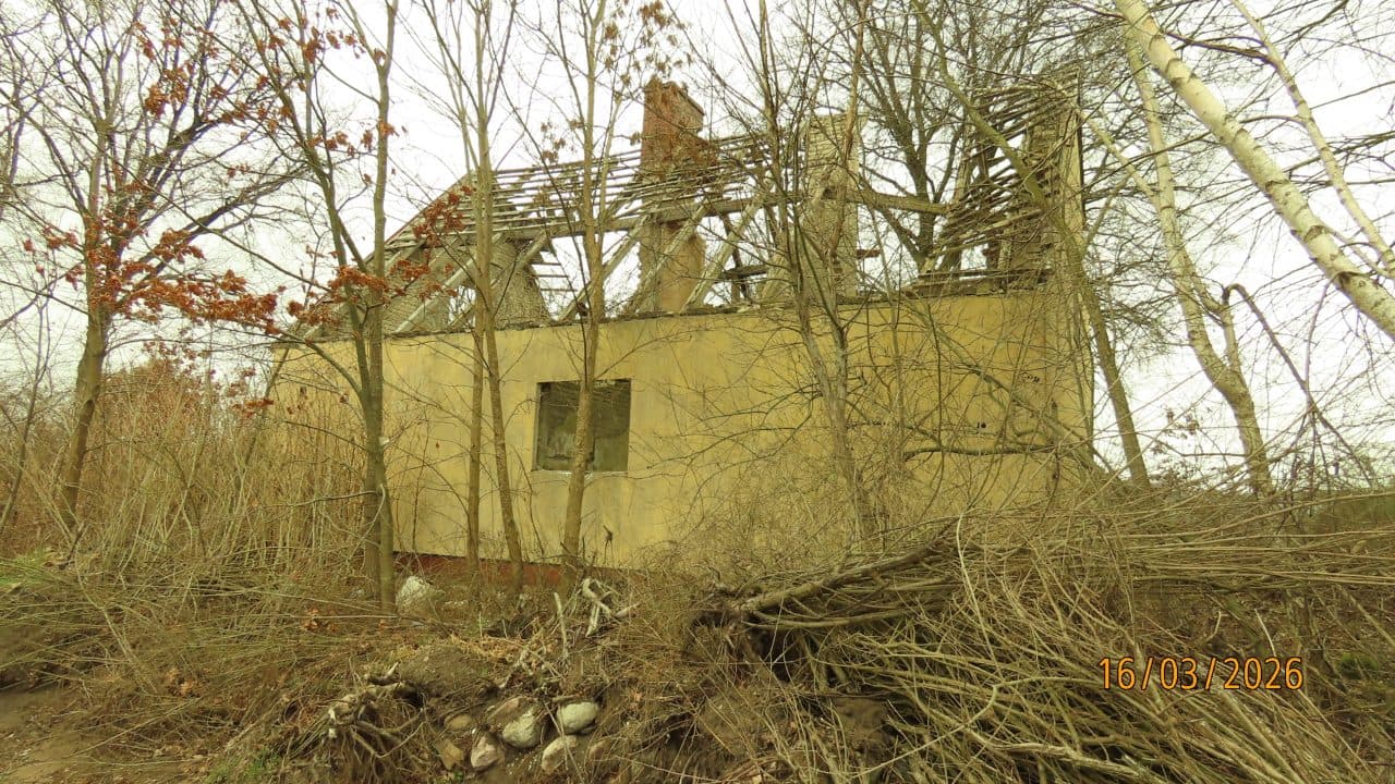 grunty rolne zabudowane (ruiny budynku) – zdjęcie 2 z 5