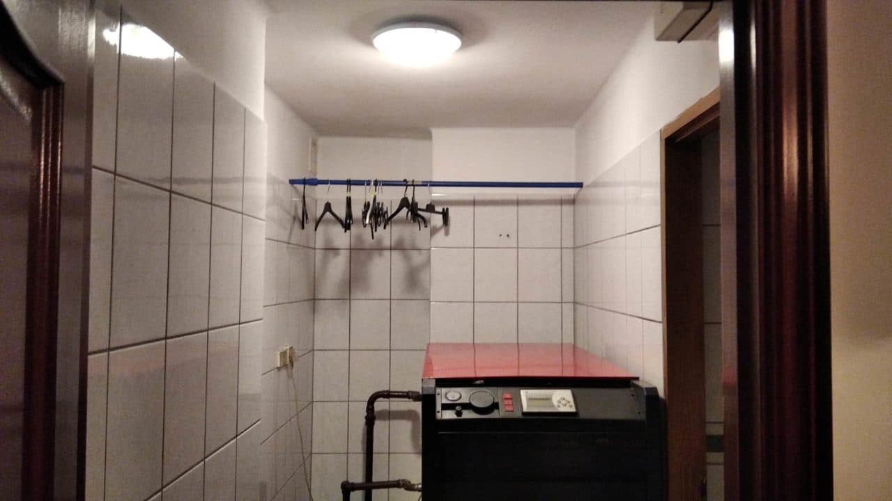 Nieruchomość gruntowa zabudowana budynkiem mieszkalnym, murowany jednorodzinny oraz garaż – zdjęcie 7 z 39