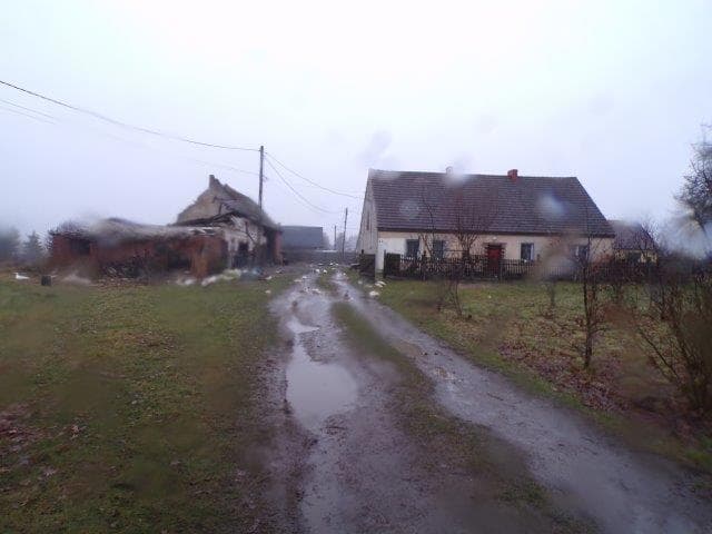 gospodarstwo rolne z zabudowaniami – zdjęcie 17 z 24
