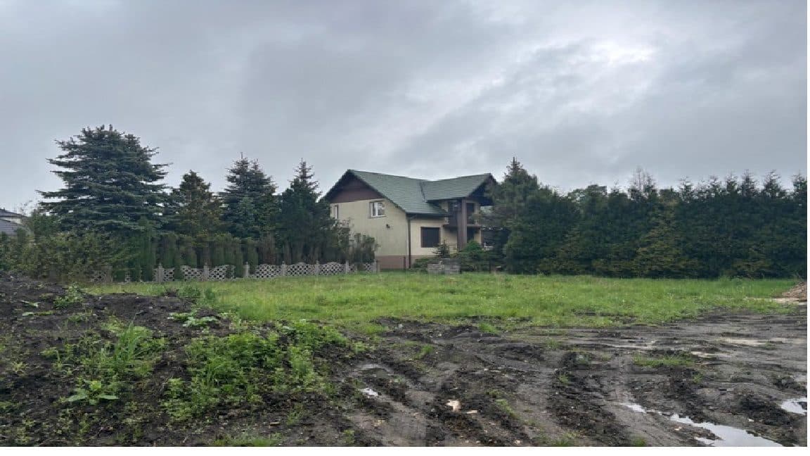 Nieruchomość gruntowa obejmująca działkę nr 1064/4