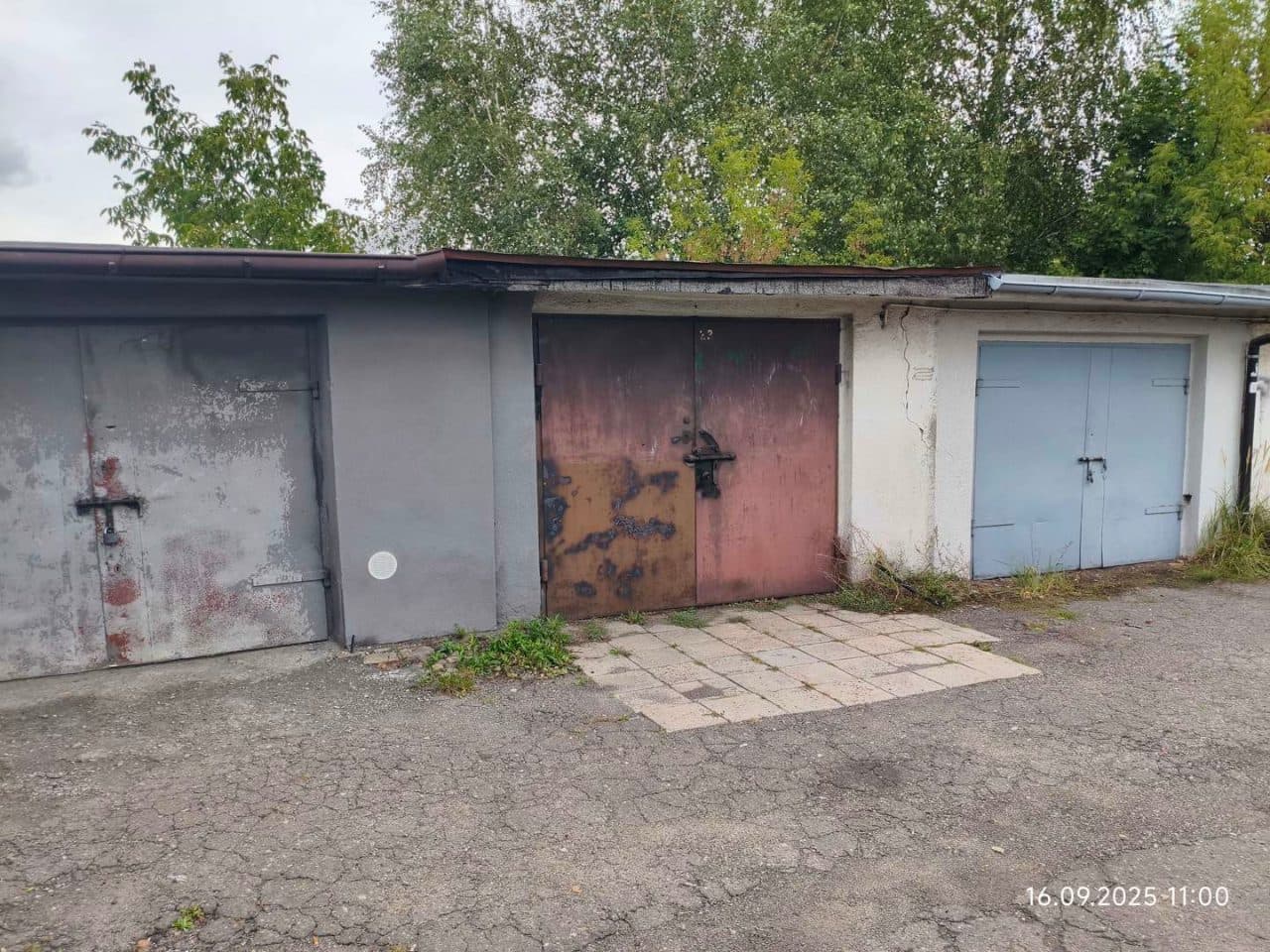 1/2 udziału w nieruchomości stanowiącej garaż o pow: 20,2000 m2 – zdjęcie 2 z 4