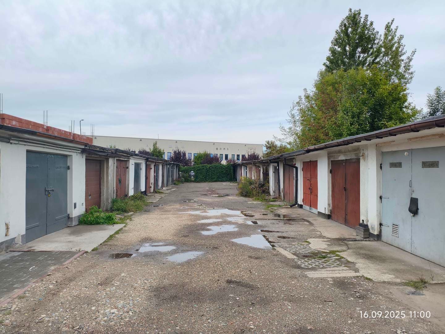 1/2 udziału w nieruchomości stanowiącej garaż o pow: 20,2000 m2 – zdjęcie 3 z 4
