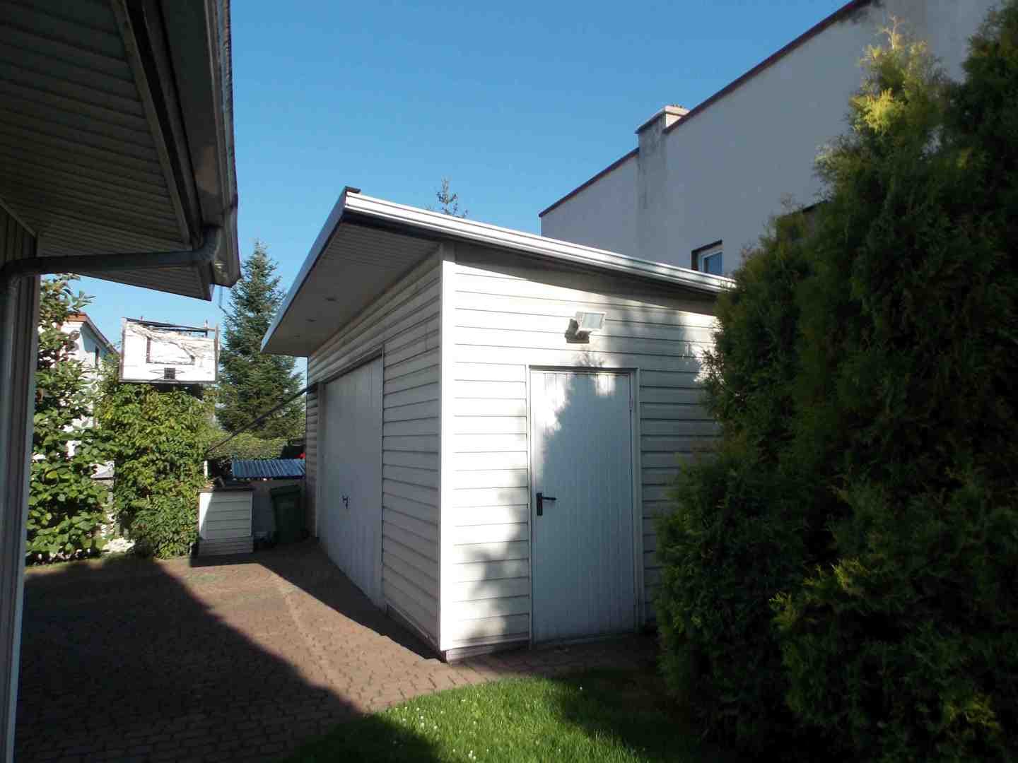 nieruchomość gruntowa – zdjęcie 8 z 33